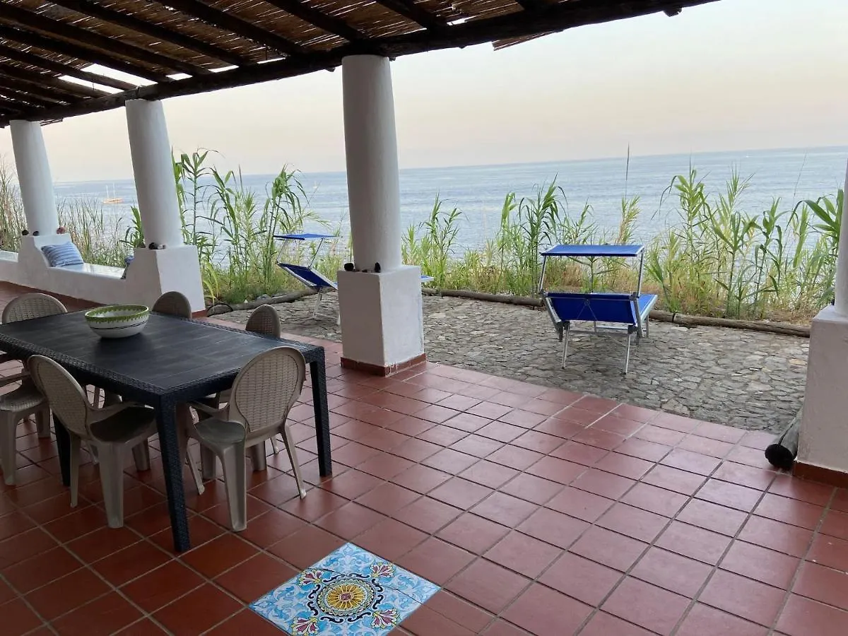 Villa Mare - Suspended Over The Sea Lipari