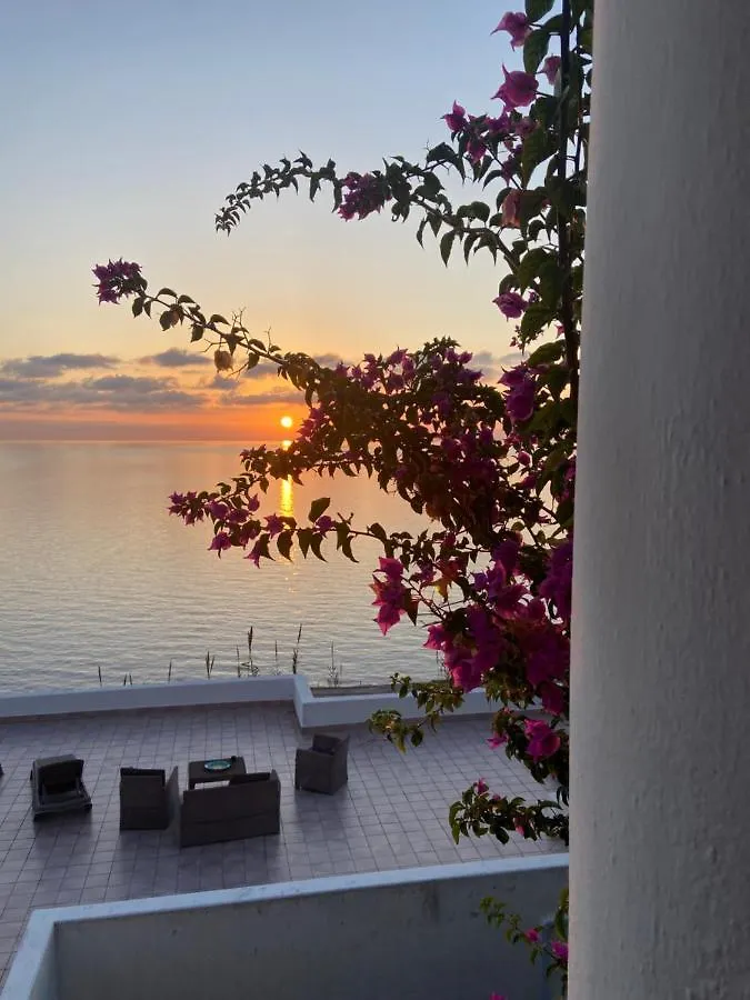 Villa Mare - Suspended Over The Sea Lipari  Italy