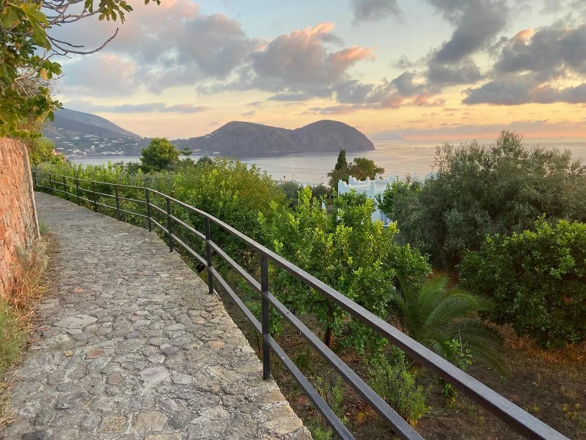 Villa Mare - Suspended Over The Sea Lipari