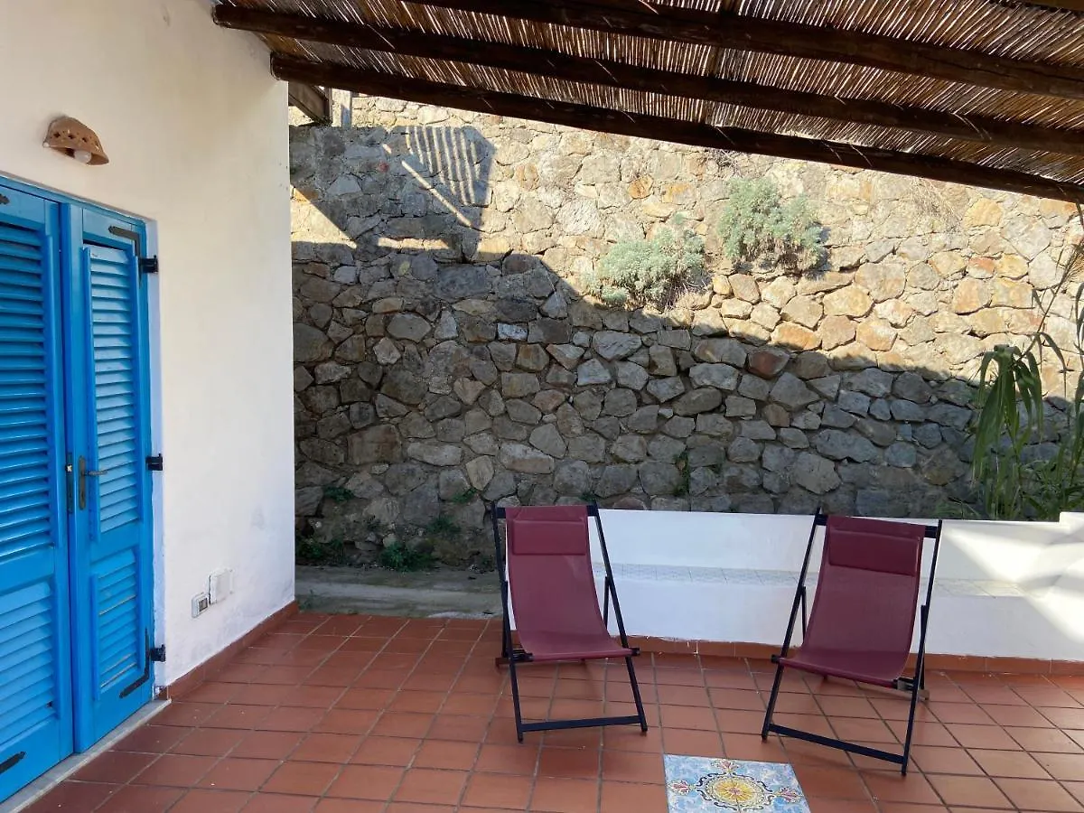 Villa Mare - Suspended Over The Sea Lipari  Italien