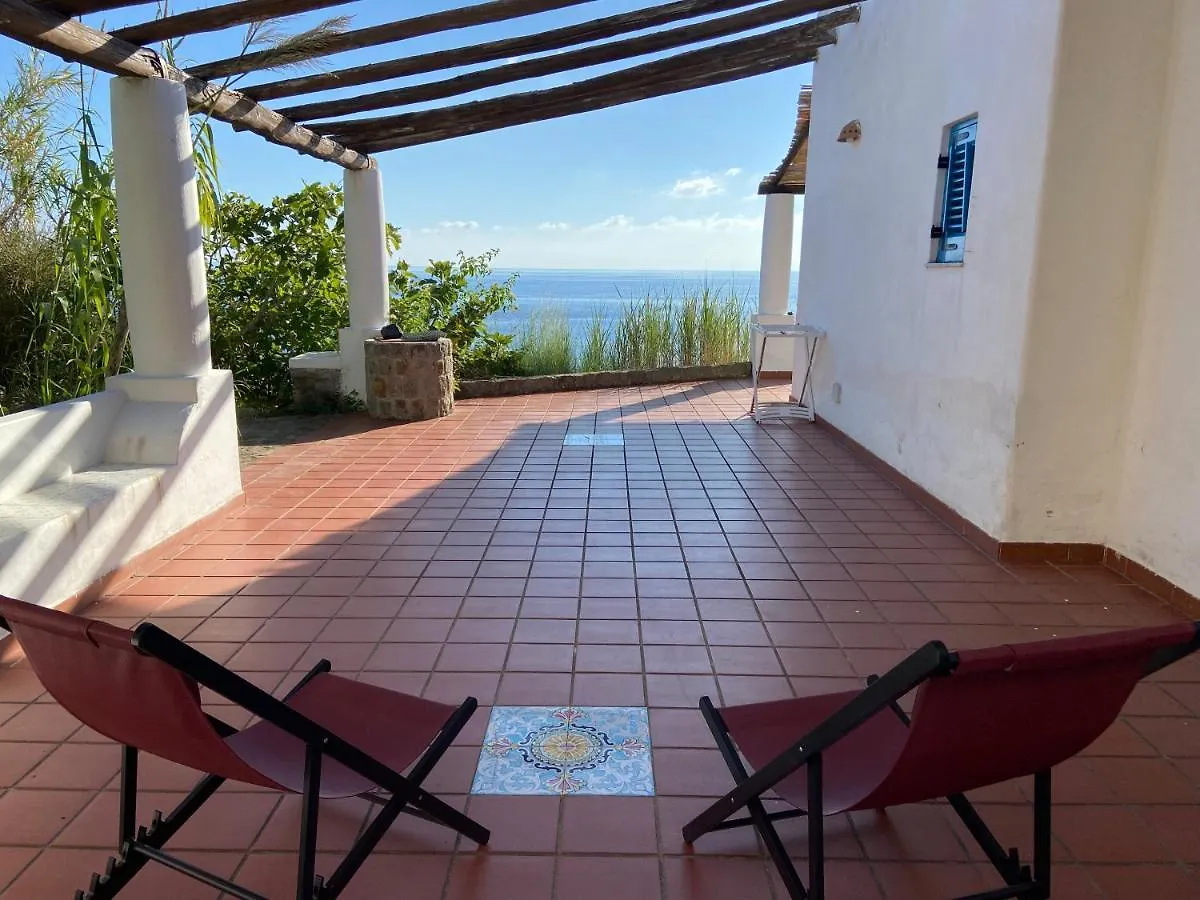 Villa Mare - Suspended Over The Sea Липари