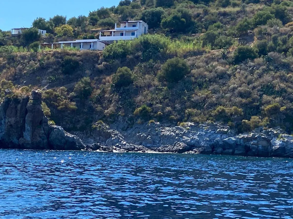Villa Mare - Suspended Over The Sea Липари